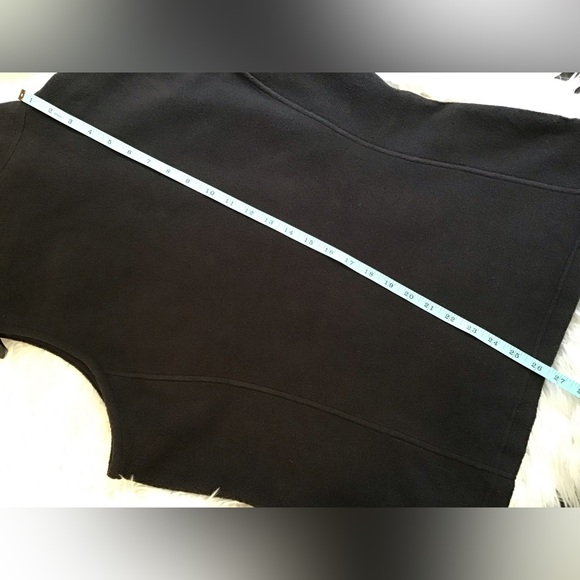 🏔Patagonia Women’s Synchilla Fleece Vest Black Size L Full Zip Outdoor Layer - Picture 11 of 12